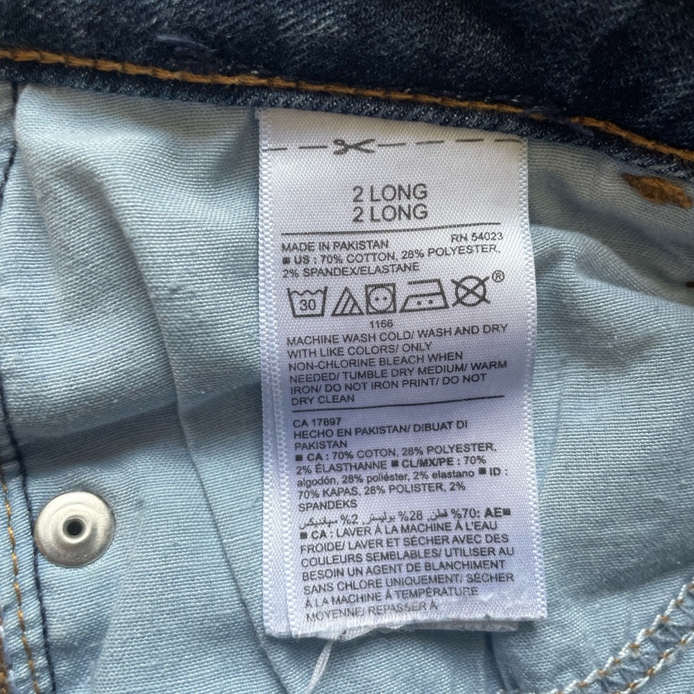 4/$25 | Old Navy | Rockstar Mid Rise Skinny Jeans for Women | Size 2 Long - Picture 9 of 9